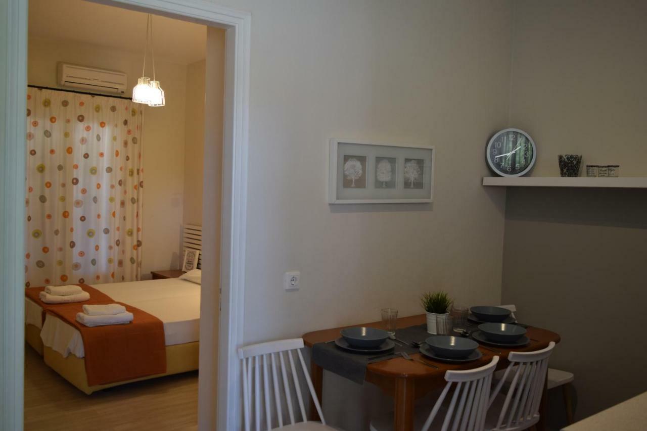 Marini Apartments Moraḯtika Ngoại thất bức ảnh